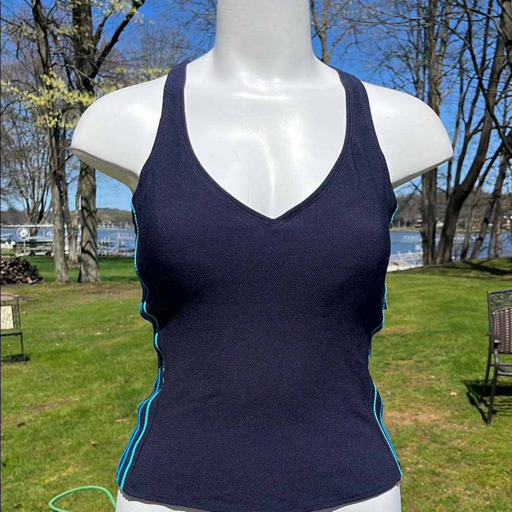 NWT Le Cove bathing suit top or sports top L